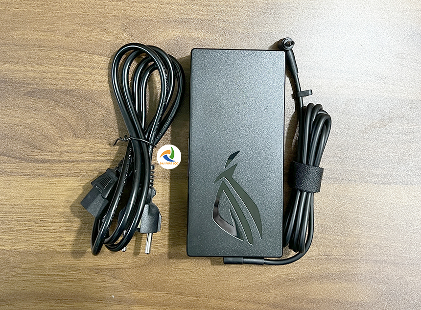 Sạc Adapter Laptop MSI 20V 12A 240W Đầu Kim Nhỏ Chính hãng