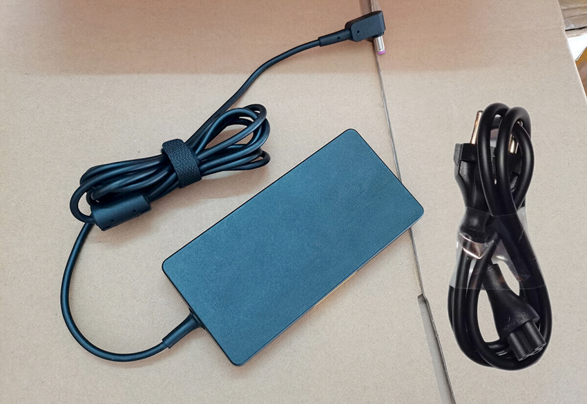 Sạc Laptop MSI Chicony 19.5V 6.92A 135W Đầu 5.5 x 1.7mm Chính hãng
