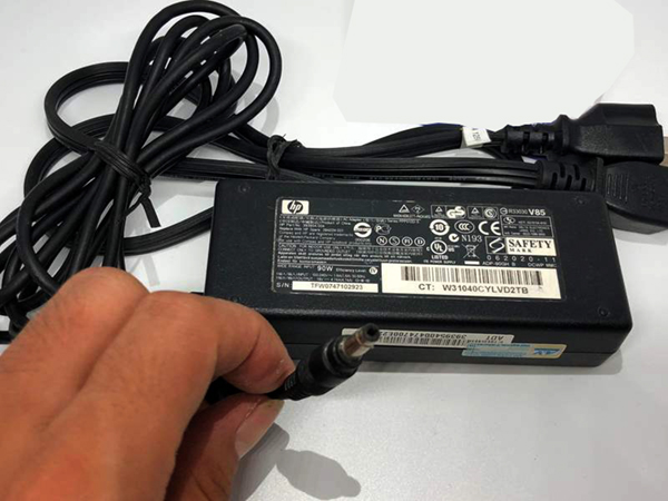 Sạc Adapter Laptop HP Compaq 19V 4.74A 90W (Đầu đạn) – ZIN