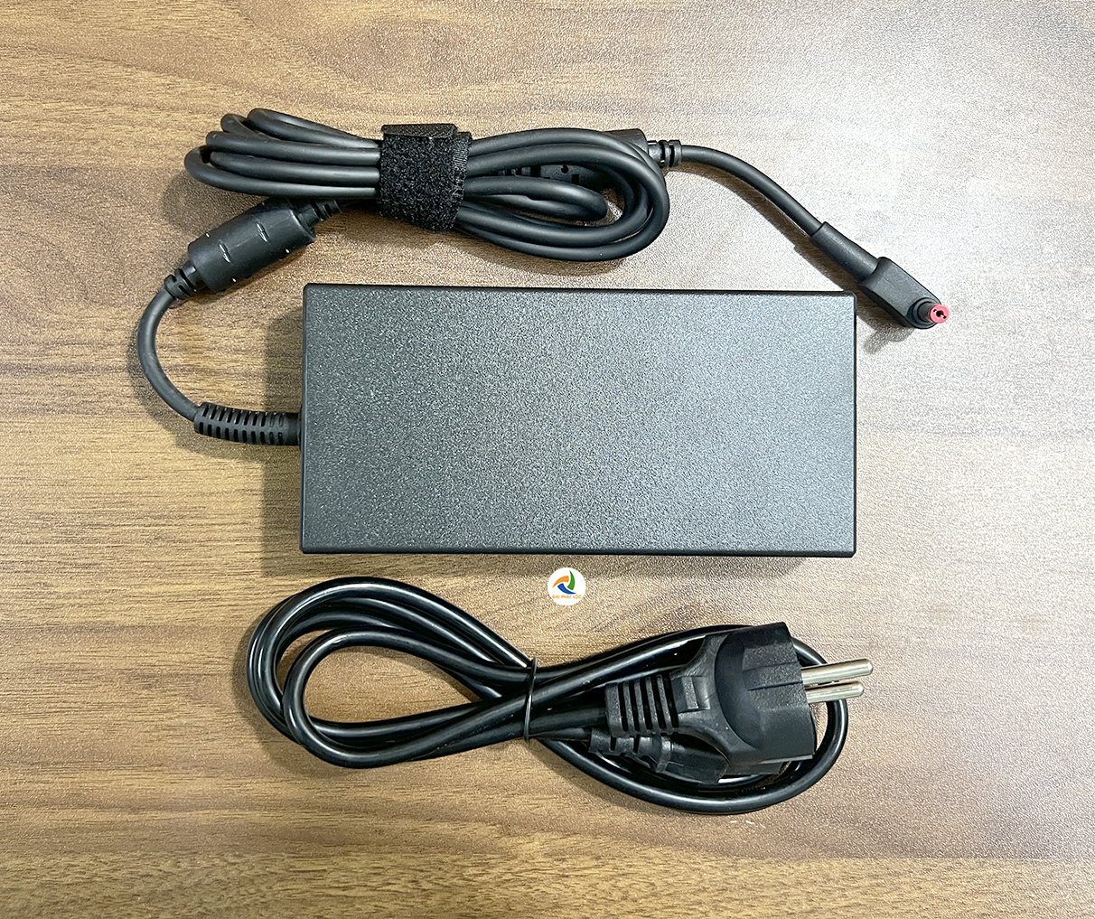 sac-Adapter-Laptop-Acer-19.5V-11.8A-230W-dau-5.5x1.7mm-chinh-hang-daiphatloc.vn4