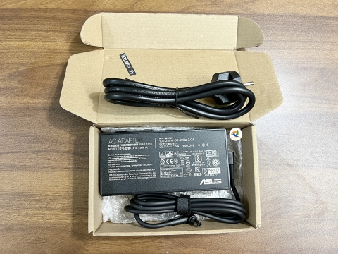 sac-Adapter-Laptop-Asus-20V-7.5A-150W-dau-cam-5.5x2.5mm-chinh-hang-daiphatloc.vn