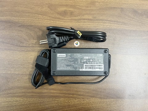 sac-adapter-laptop-lenovo-170w-20v-8.5A-zin-daiphatloc.vn2